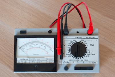 DE-361TRn Multimètre analogique